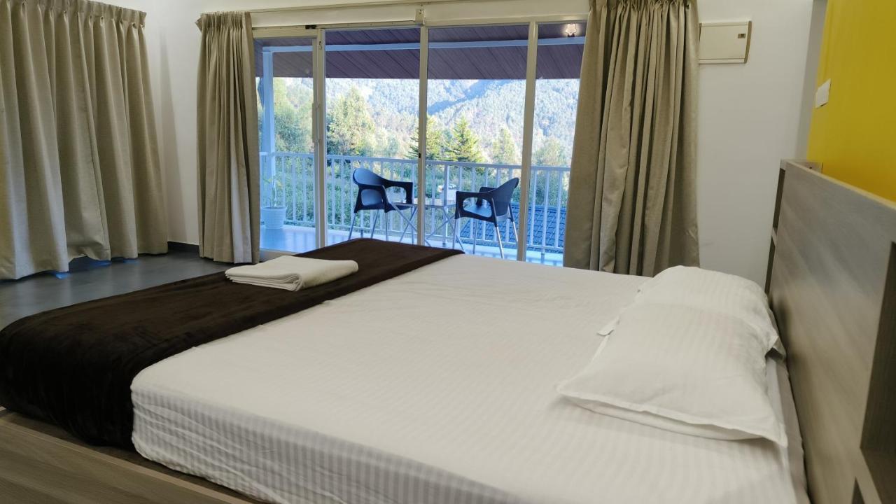 Happy Holidays Resort Kanthalloor エクステリア 写真